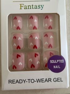 Fantasy Pink Heart Press-On Nails
