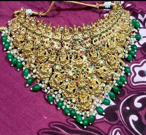 Ornate Gold Necklace with Green Beads
