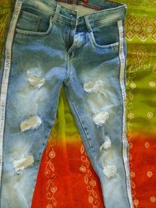 Damaged Jeans By Denim Industry Factory.Grab Now Before It&#39;s Sold.Size-30.Lentgh Is-33.I am trying to sell it because it seems small to me, it is very comfortable to wear