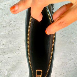 Black Shoulder Bag