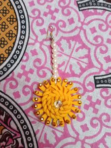 Yellow Maang Tikka