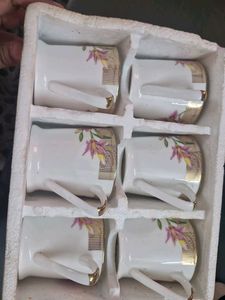 Floral Tea Cup Set
