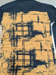 2 KIDS SHIRT OF SIZE 32(AGE9-11)