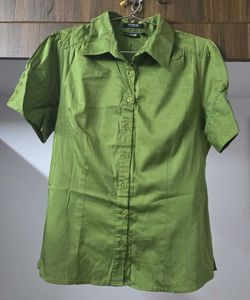 Essential Shirt