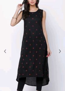 Vishudh Women Black &amp; Maroon Print A-line Kurta