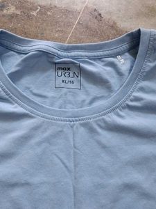 Kind Heart Graphic Tee set of 5