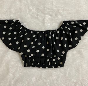 Berrylush Off Shoulder Top