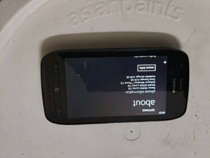 Nokia Lumia 710 8gb 3g Windows Phone With Battery.