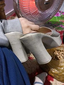 Golden High Heels With Sparkling Stone ,