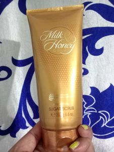 MILK AND HONEY SUGAR SCRUB