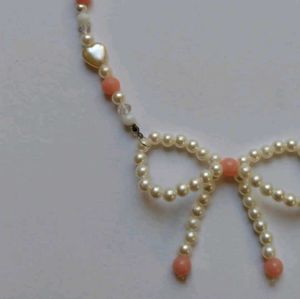 Pearl Bow Necklace
