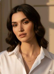 Elegant Gold Necklace