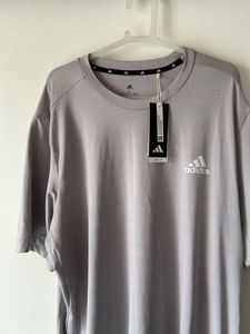 Original Adidas Workout T-Shirt XL brand new