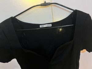 Zara Sweetheart Neckline Black Top