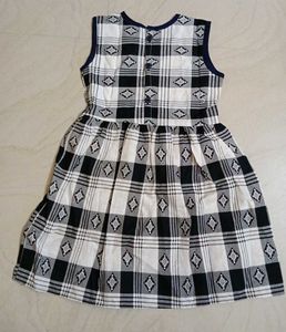Girls&#39; Plaid Dresses