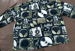Shinchan Graphic Crop Tee