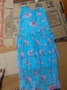 Floral Print Pleated Dress