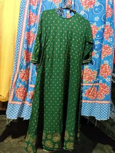 Green Embroidered Kurta