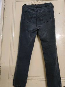 Classic Straight-Leg Jeans