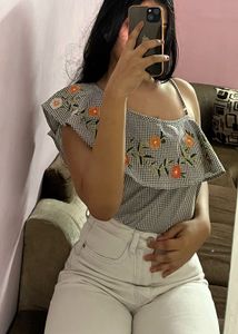Gingham One-Shoulder Top 🖤