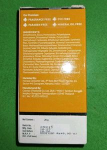The Derma Co. Hyaluronic Sunscreen Stick 20gm