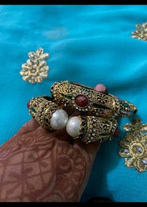golden bangles 😍