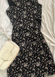Black Bodycon Dress With Long Zipper