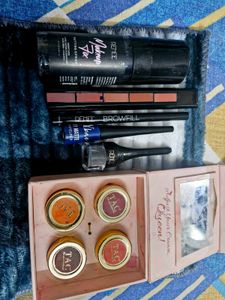 Renee Makeup Combo