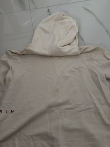 xs size White Hoodie