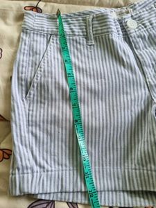 Giordano Striped Slim Shorts