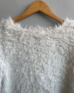 Authentic VINCE CAMUTO Brand Fur Cozy Sweatshirt