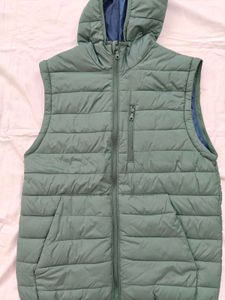 kids puffer with detachable sleeves