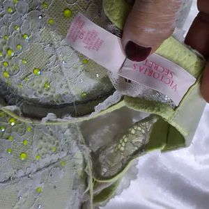 Victorias Secret Bra