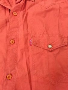 Levis Shirt