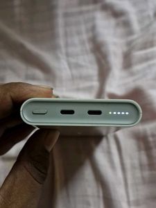 Wireless Power Bank