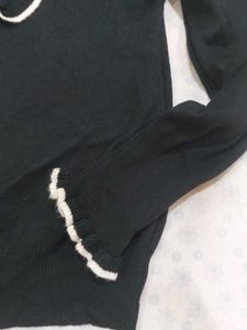 Chic Black Knit Sweater