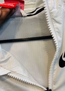 🇬🇧 Nike Imported Lightweight Jacket