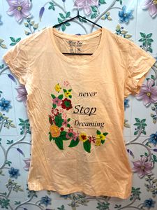 Night wear Top Of Never stop Dreaming