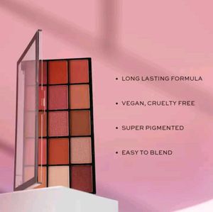 REVOLUTION Eyeshadow Palette