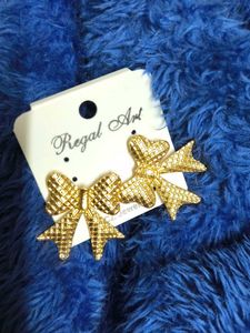 Gold Bow Earrings