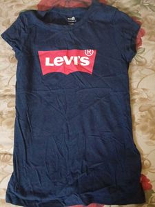 Casual Wear Levis Tshirt