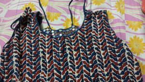 Sleeveless Cotton Kurti