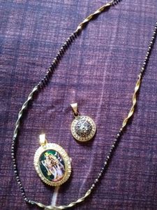 chain with 2 lockets