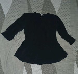 🖤 Stylish Black Peplum Top 🖤