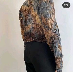 Stylish Patterned Top