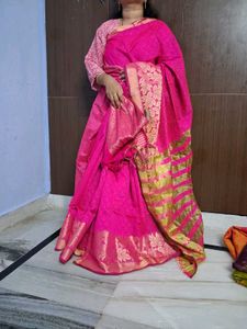 Pink &amp; Gold Silk Blend Saree