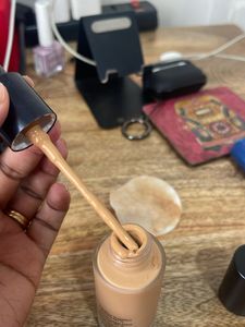 Bobbi Brown Foundation