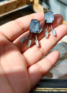 Statement Dangle Earrings 🤍✨