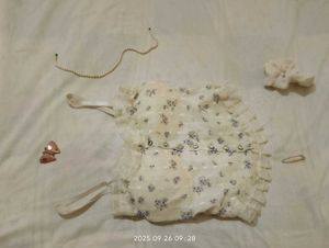 ✨Floral Ruffle Crop Top🌸