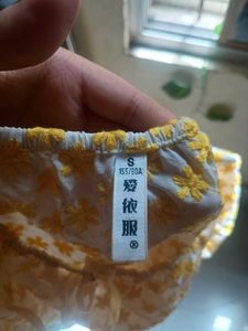 milkmaid floral top